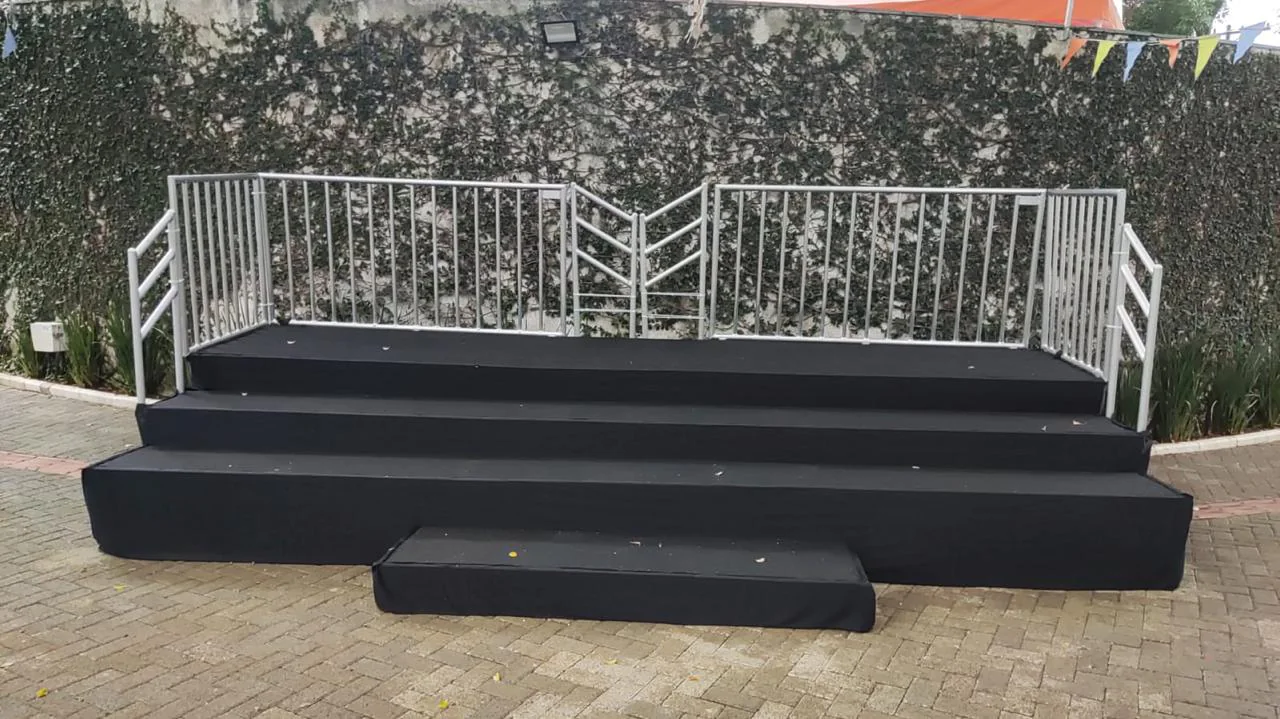 Arquibancada em alumínio montado pela R2R Eventos — foto 5