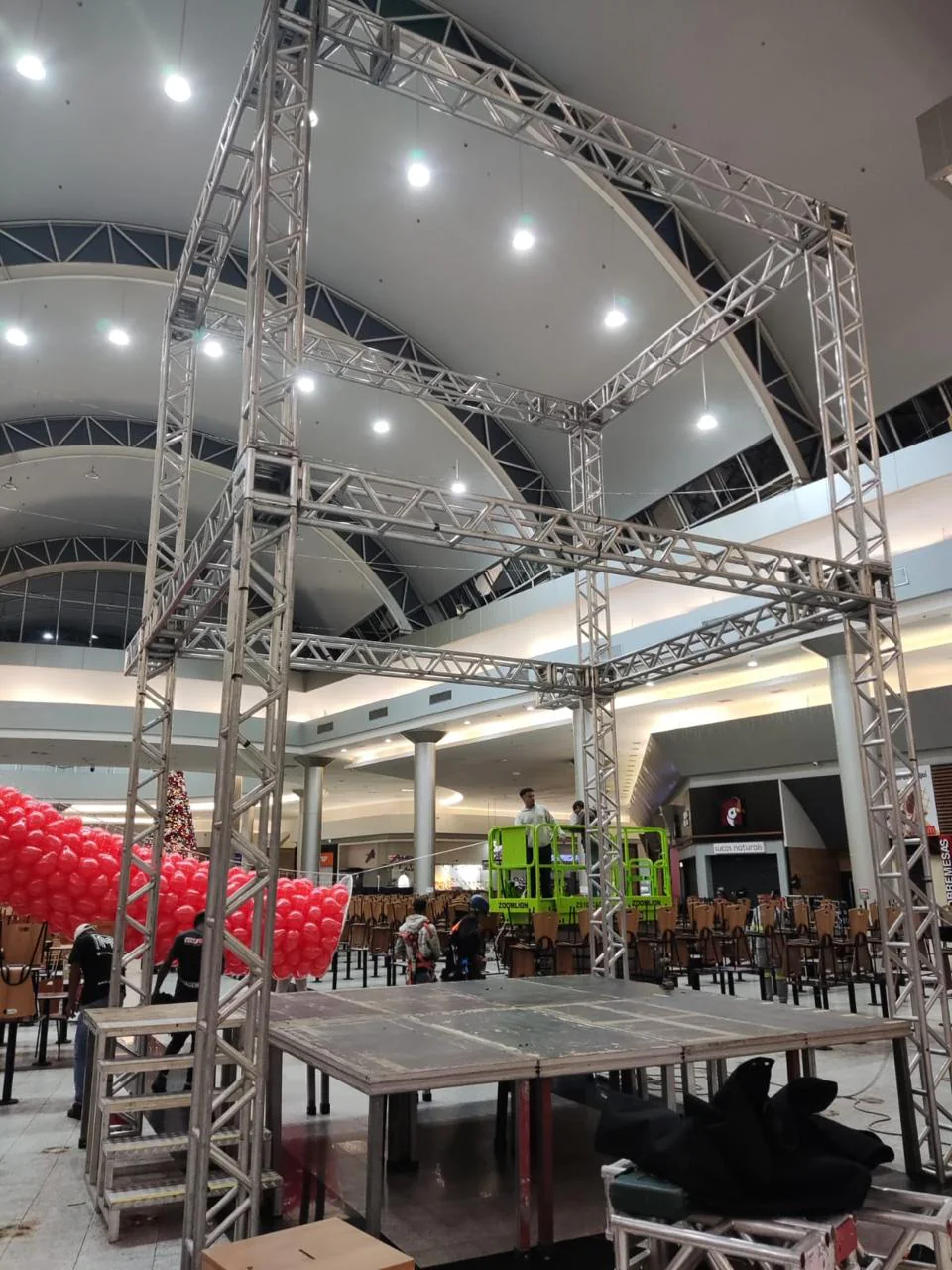 Box Truss em alumínio montado pela R2R Eventos — foto 11