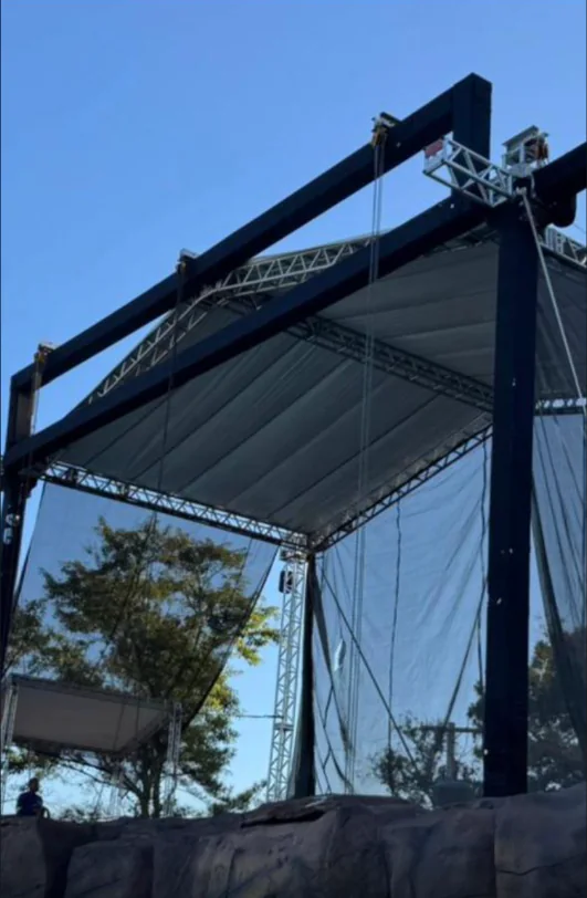 Box Truss em alumínio montado pela R2R Eventos — foto 9