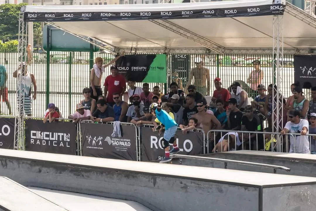 Gradil em alumínio montado pela R2R Eventos — foto 3